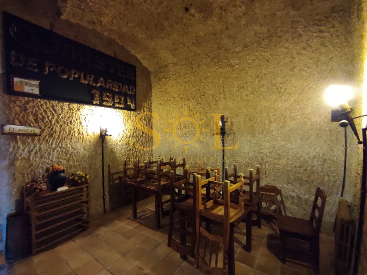 BODEGA - RESTAURANTE EN QUINTANA DE RANEROS (9 km de León) - Foto 26