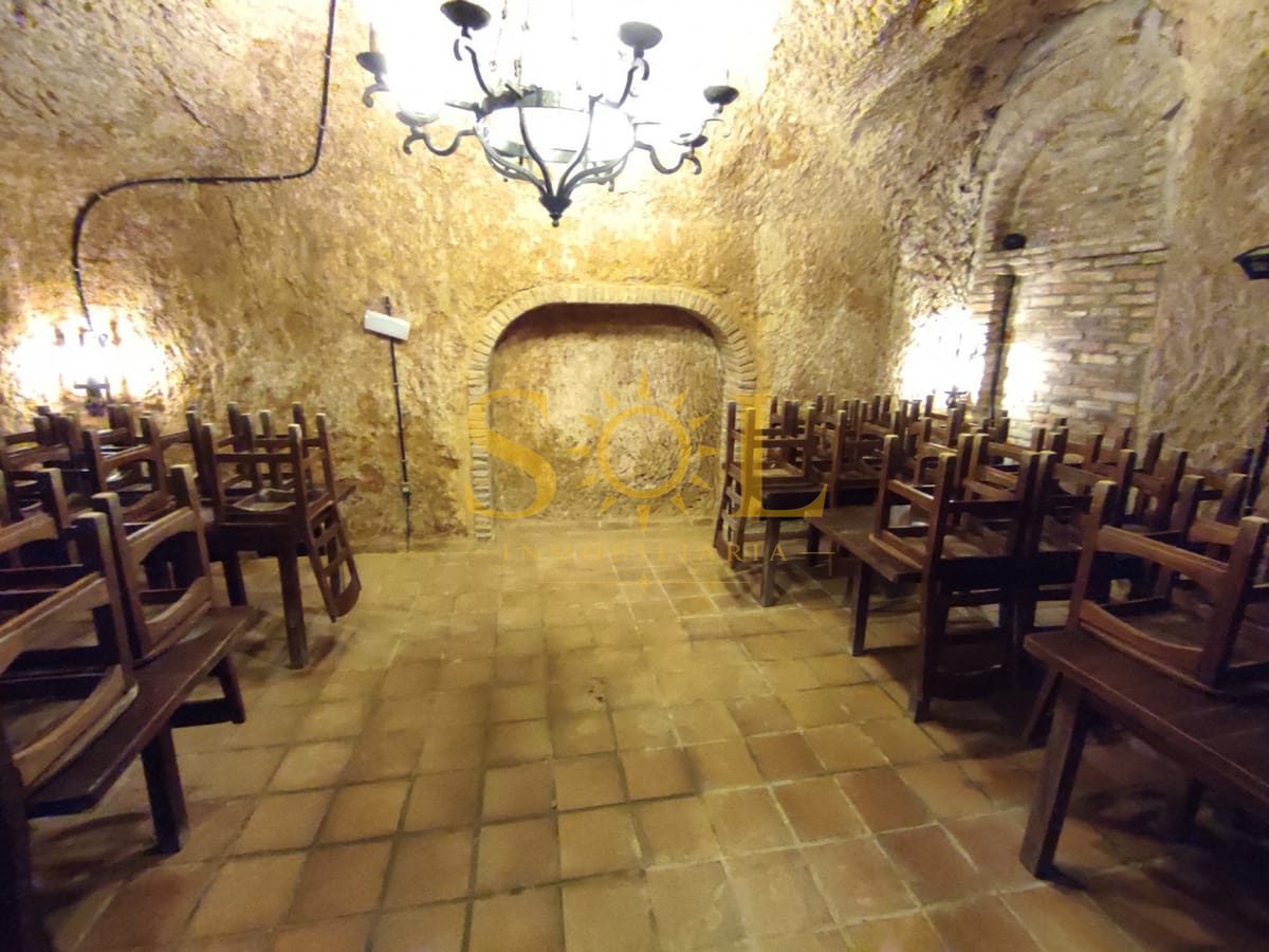 BODEGA - RESTAURANTE EN QUINTANA DE RANEROS (9 km de León) - Foto 28
