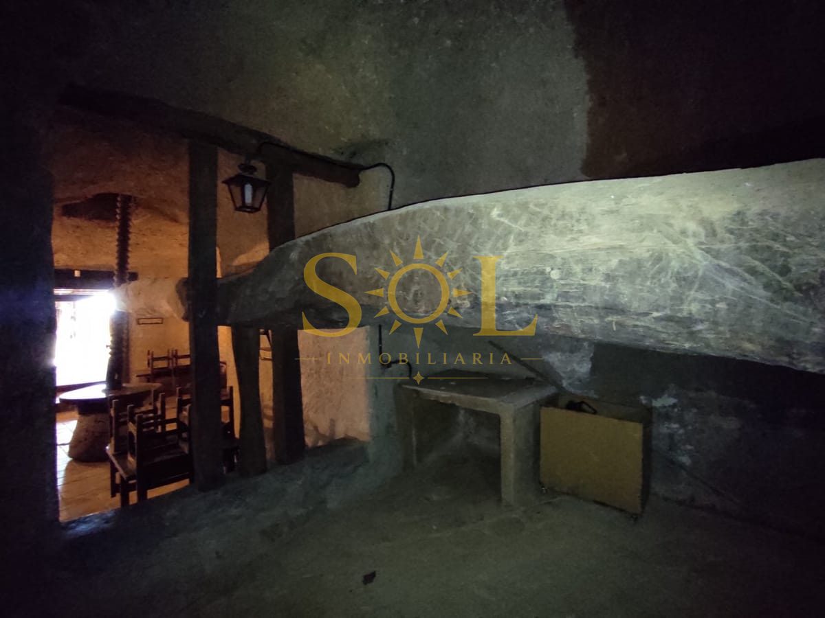 BODEGA - RESTAURANTE EN QUINTANA DE RANEROS (9 km de León) - Foto 32