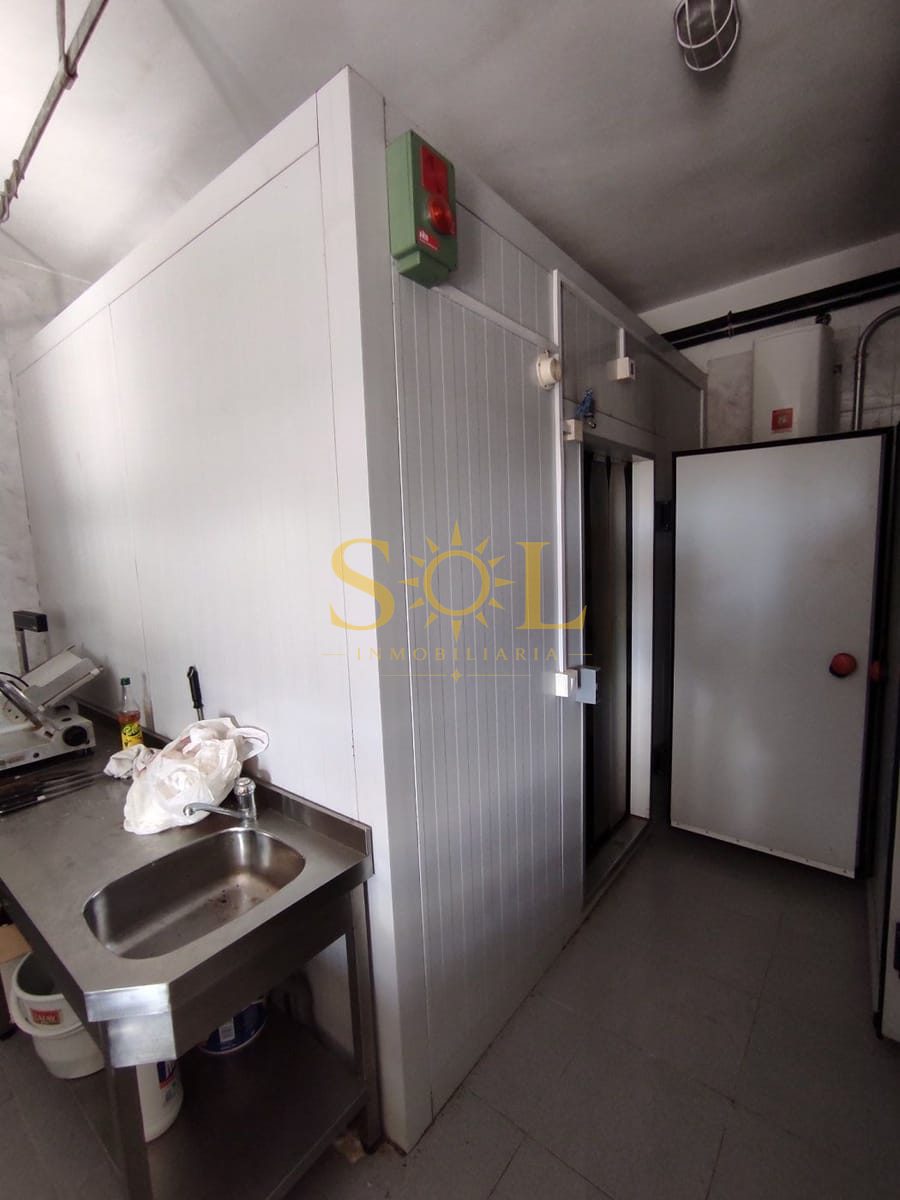 BODEGA - RESTAURANTE EN QUINTANA DE RANEROS (9 km de León) - Foto 41