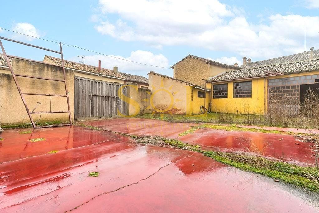 Casa con bodega en Gordoncillo - Foto 26