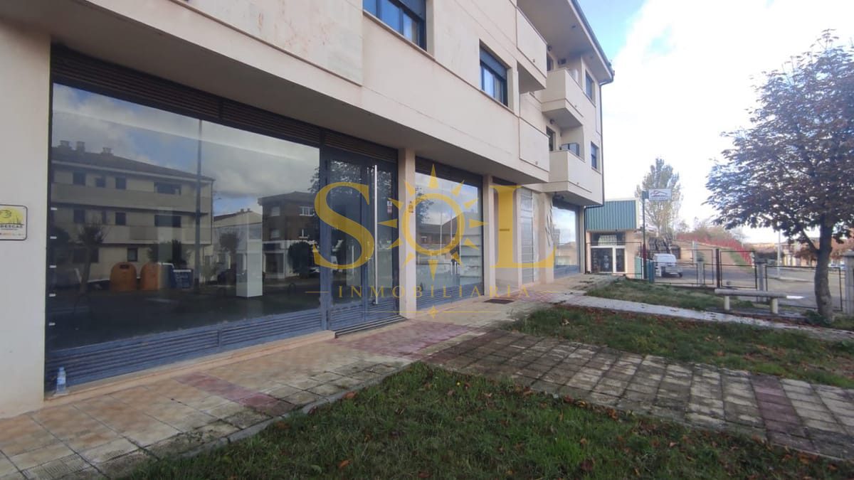 LOCAL COMERCIAL en SAHAGUN - Foto 1