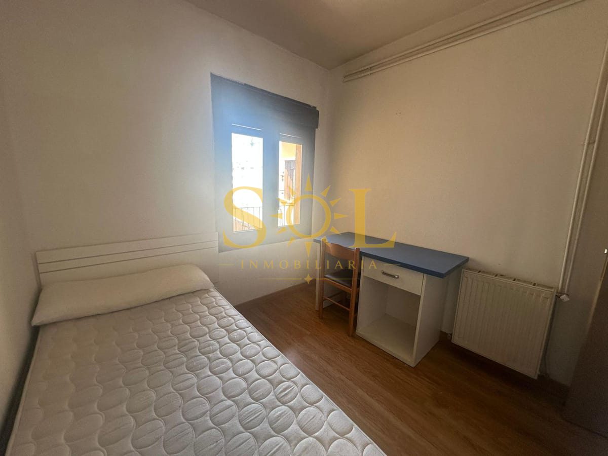 PISO DE 5 HABITACIONES EN EL EJIDO (LEON) - Foto 34