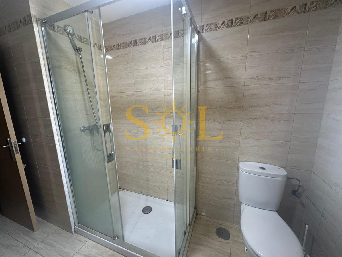 PISO DE 5 HABITACIONES EN EL EJIDO (LEON) - Foto 36