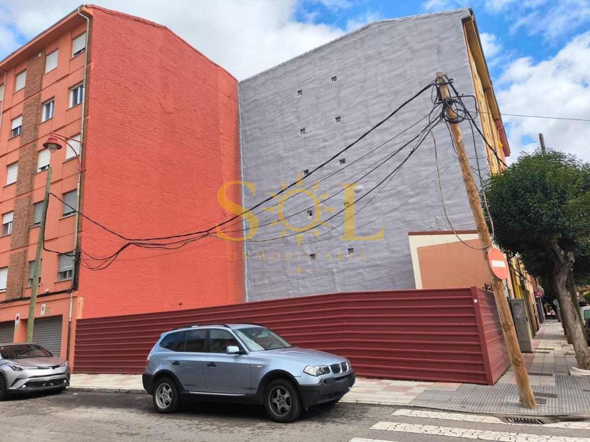 SOLAR URBANO EN LEÓN - Foto 12