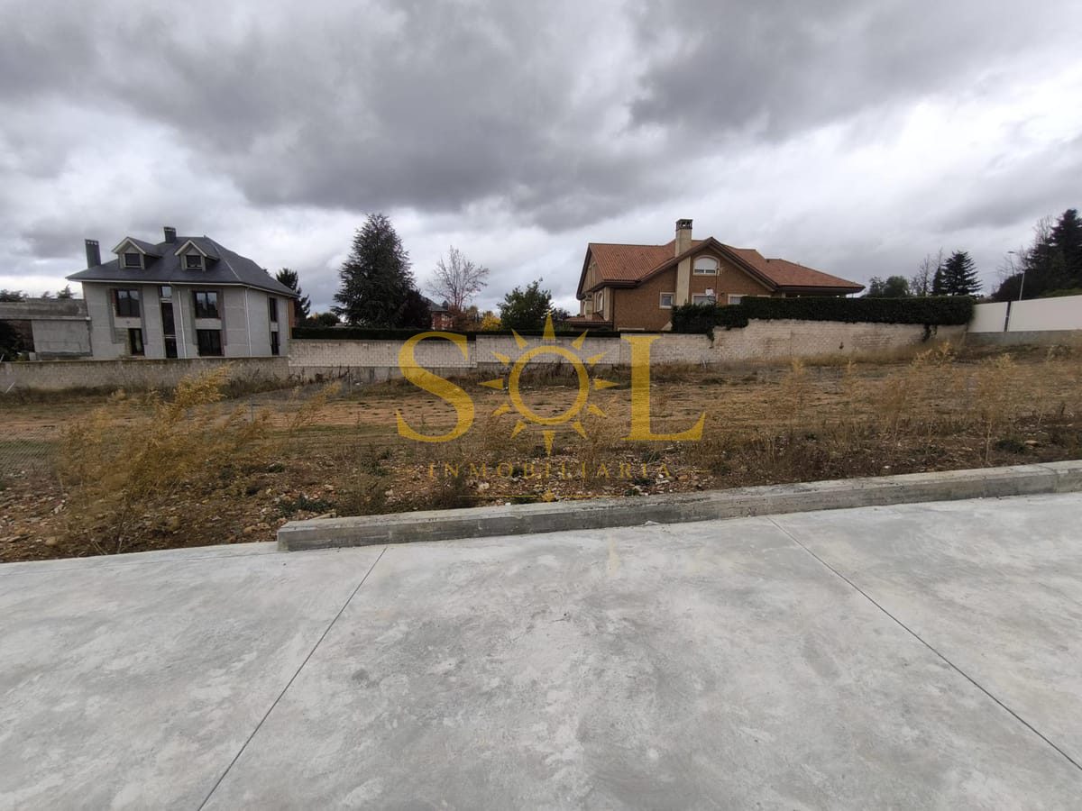 PARCELA URBANIZABLE DE 738,83 EN ERAS DE RENUEVA (LEON) - Foto 34