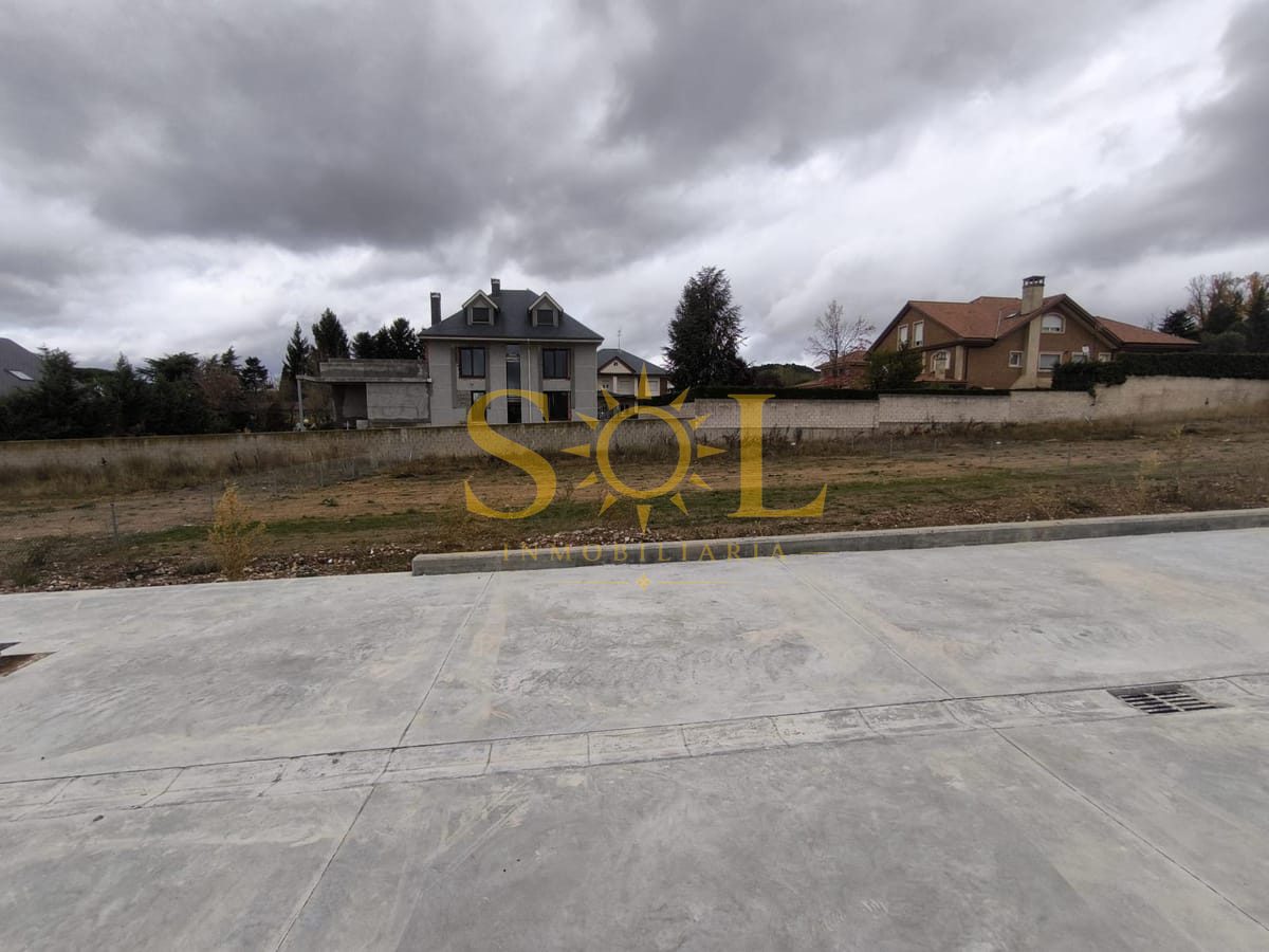PARCELA URBANIZABLE DE 738,83 EN ERAS DE RENUEVA (LEON) - Foto 35