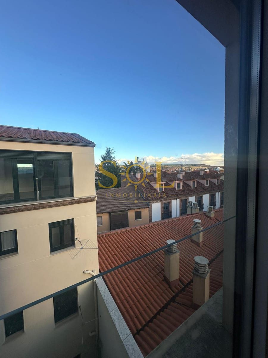 Oportunidad: Estrena piso con vistas a la catedral - Foto 4