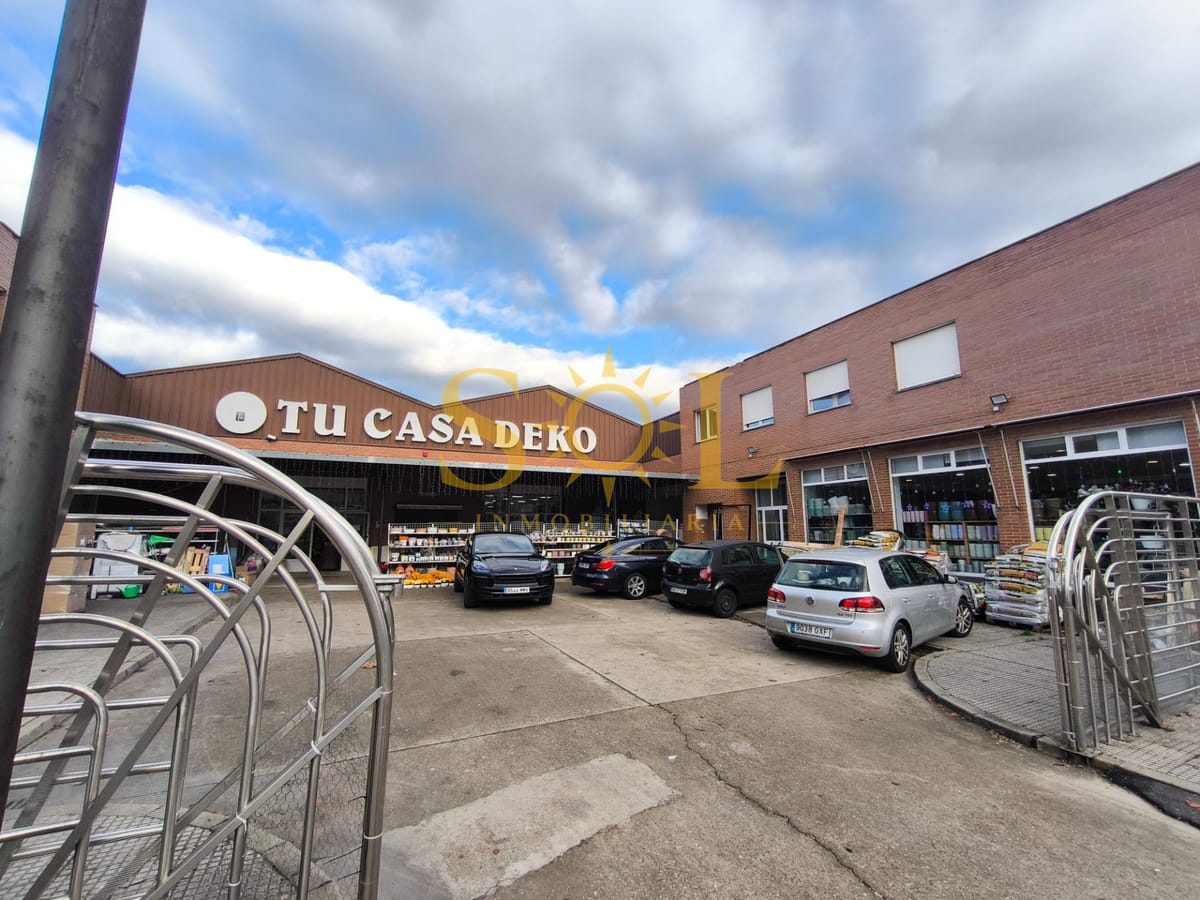 OPORTUNIDAD: SE ALQUILA NAVE CON FANTASTICA UBICACION - Foto 5