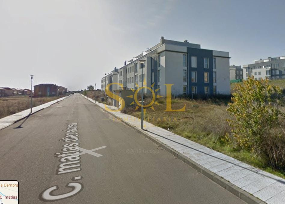 EDIFICIO PLURIFAMILIAR DE 46 VIVIENDAS EN CEMBRANOS (LEON) - Foto 1