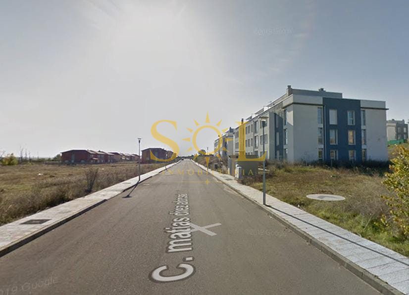 EDIFICIO PLURIFAMILIAR DE 46 VIVIENDAS EN CEMBRANOS (LEON) - Foto 2