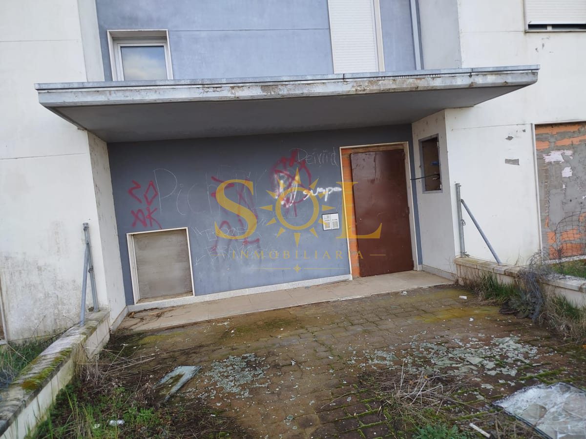 EDIFICIO PLURIFAMILIAR DE 46 VIVIENDAS EN CEMBRANOS (LEON) - Foto 30