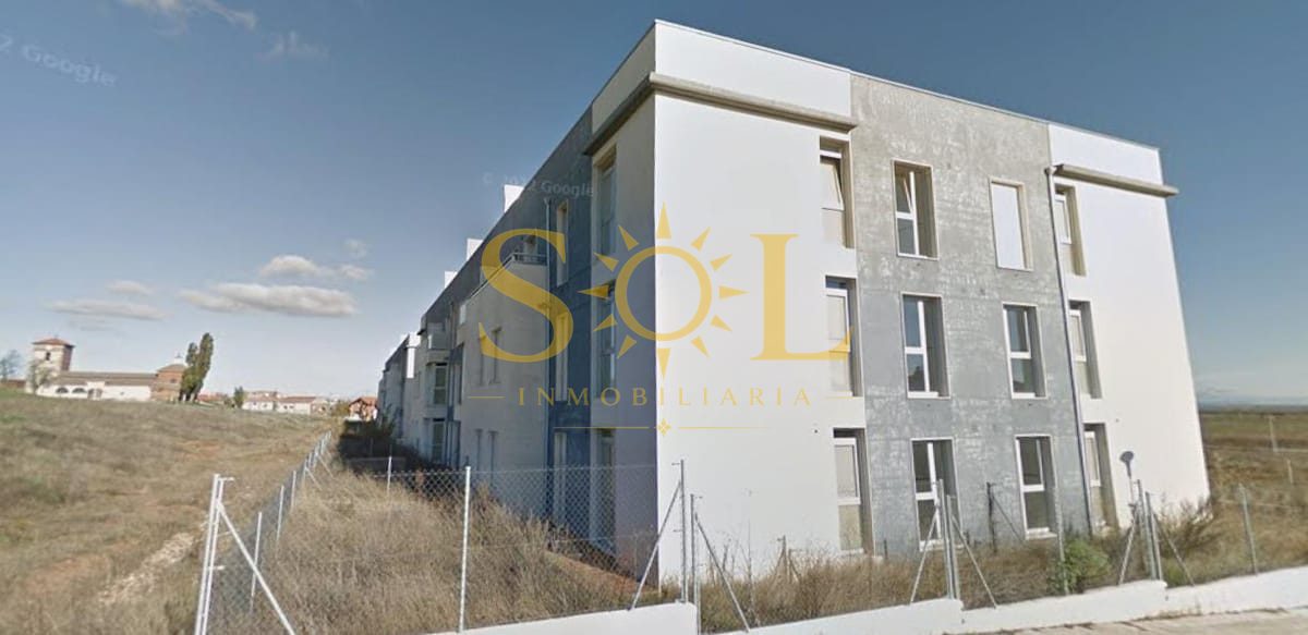 EDIFICIO PLURIFAMILIAR DE 46 VIVIENDAS EN CEMBRANOS (LEON) - Foto 6
