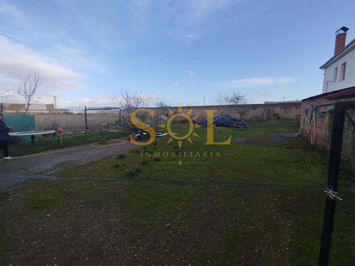 CASA INDEPENDIENTE CON PARCELA EN ONZONILLA - Foto 30