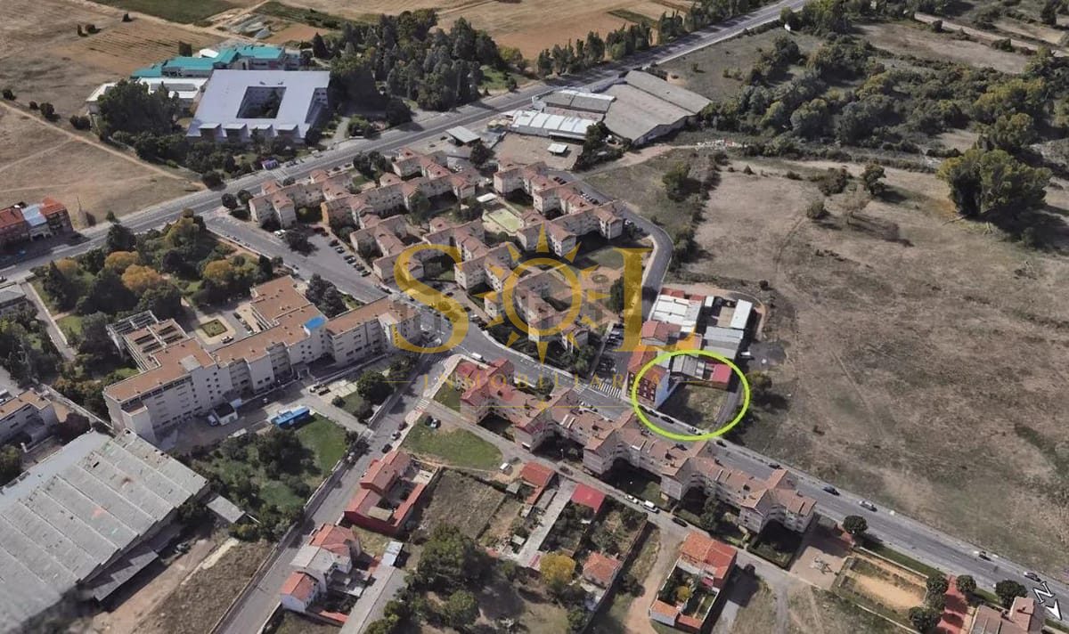 Suelo urbano en Calle Jorge Manrique (León) - Foto 3
