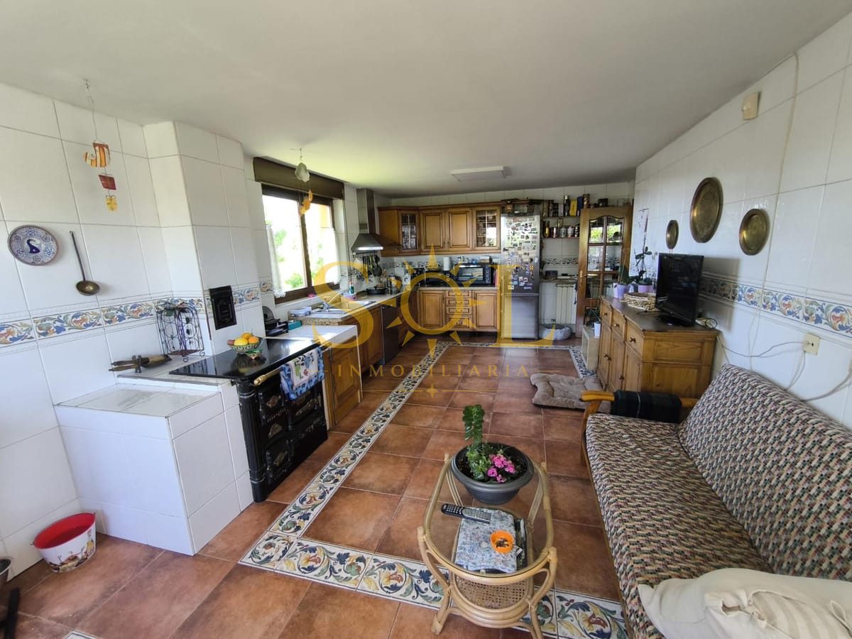 CHALET INDEPENDIENTE CON PARCELA EN TOLDANOS - Foto 19