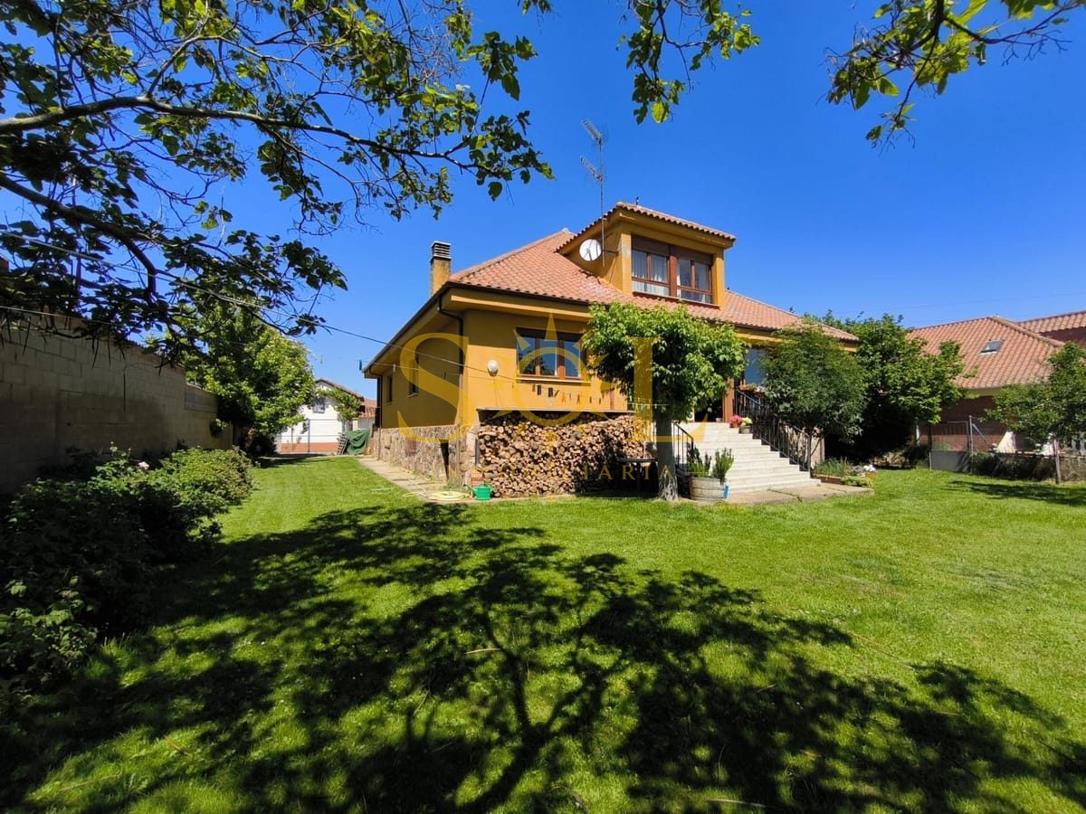 CHALET INDEPENDIENTE CON PARCELA EN TOLDANOS - Foto 3