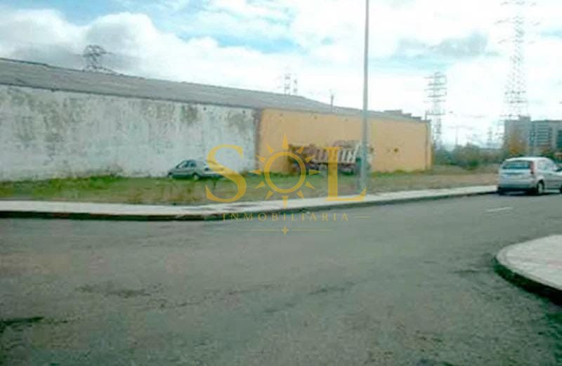Terreno en venta en calle Rio Sequino,  Villaquilambre, León - Foto 2