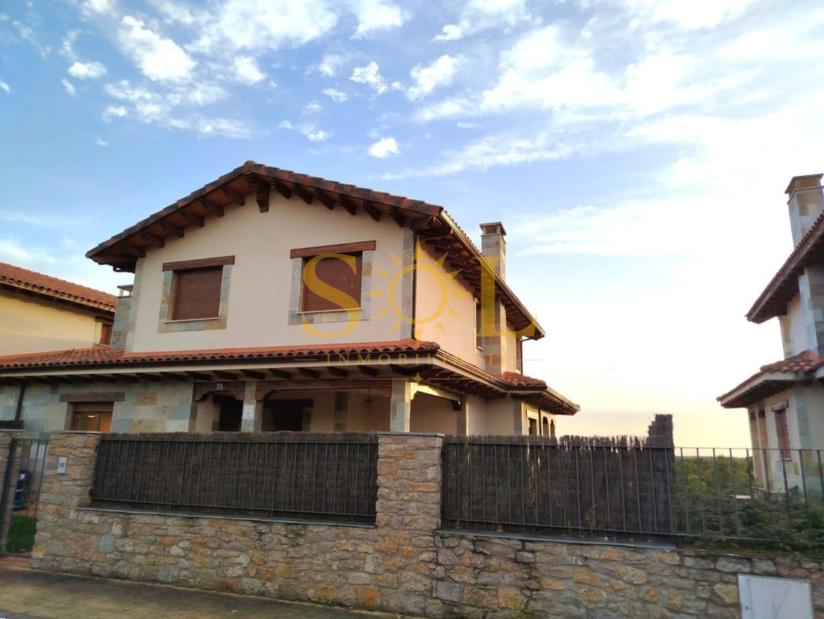 CHALET PAREADO EN CAMPO DE GOLF DE VALVERDE DE LA VIRGEN (LEON) - Foto 5