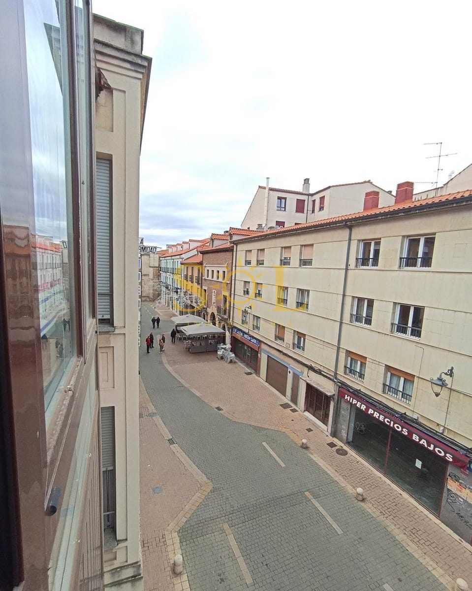 ¡Oportunidad única en el centro de León! Estudio para apartamentos turísticos. - Foto 25