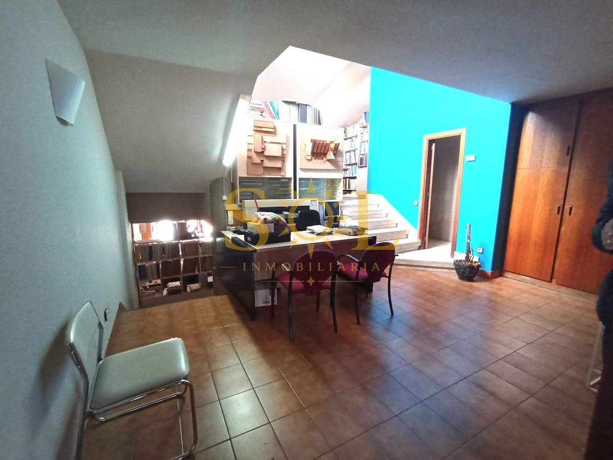 ¡Oportunidad única en el centro de León! Estudio para apartamentos turísticos. - Foto 3