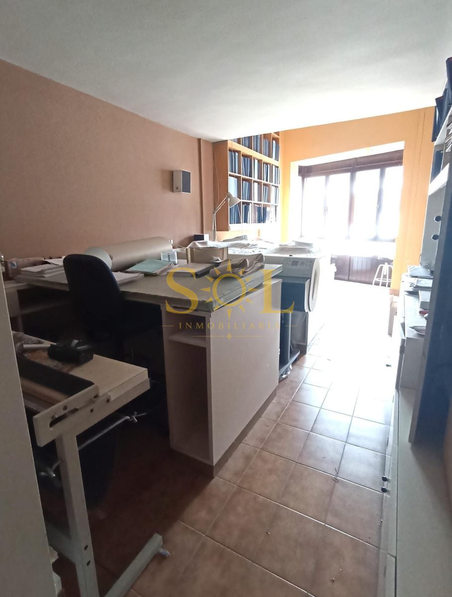 ¡Oportunidad única en el centro de León! Estudio para apartamentos turísticos. - Foto 6