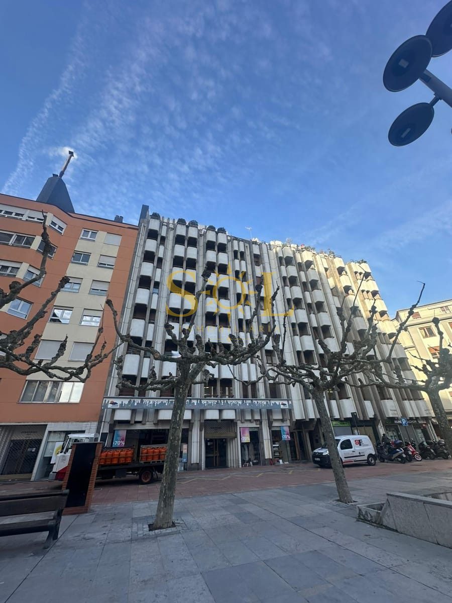 PISO DE 177 M2 PLAZA DE LAS CORTES (LEON) - Foto 1