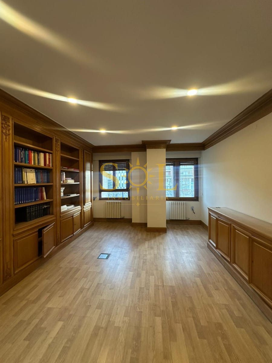 PISO DE 177 M2 PLAZA DE LAS CORTES (LEON) - Foto 5