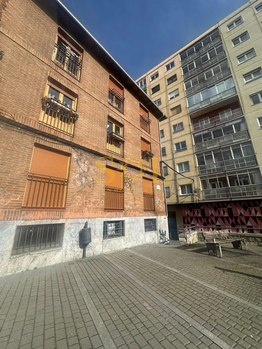LOCAL PLAZA RIAÑO - CASCO ANTIGUO DE LEON - Foto 11