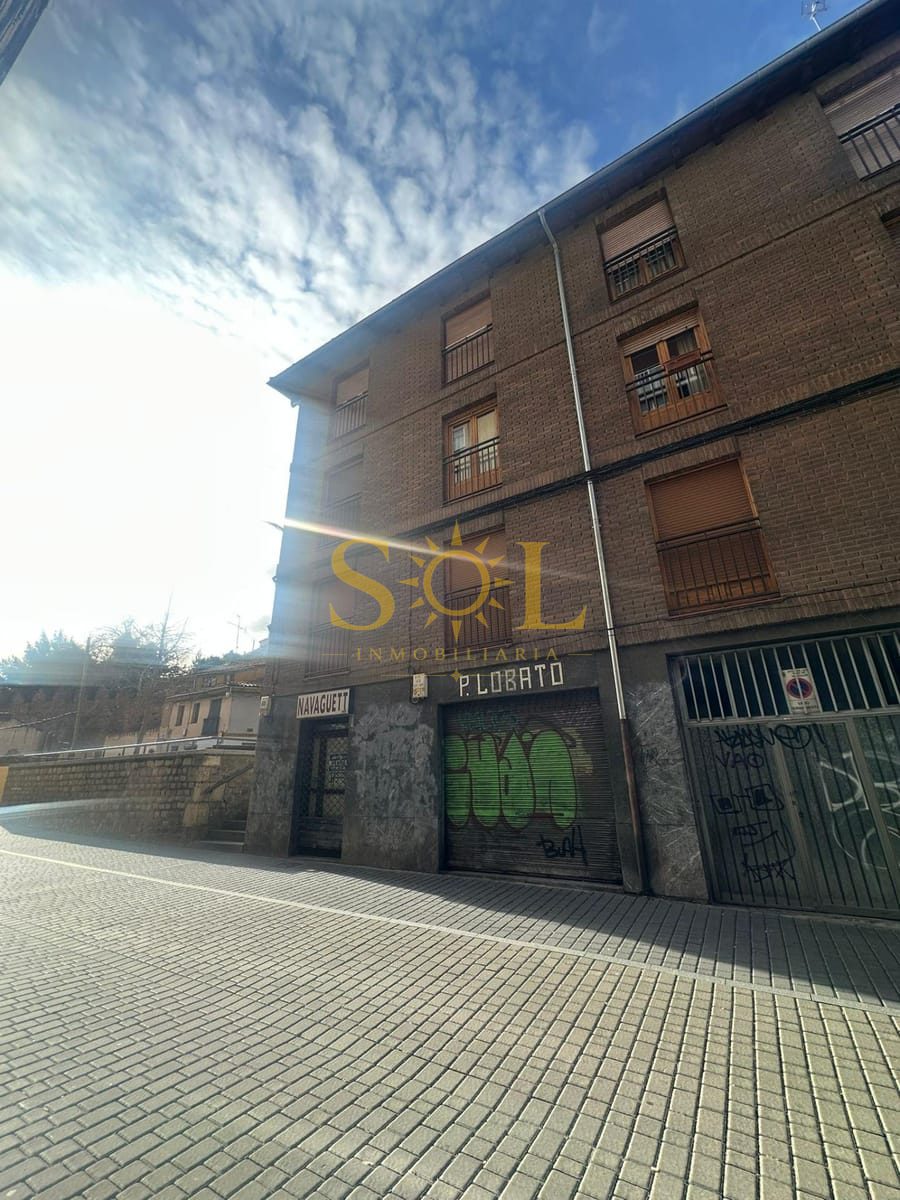 LOCAL PLAZA RIAÑO - CASCO ANTIGUO DE LEON - Foto 12