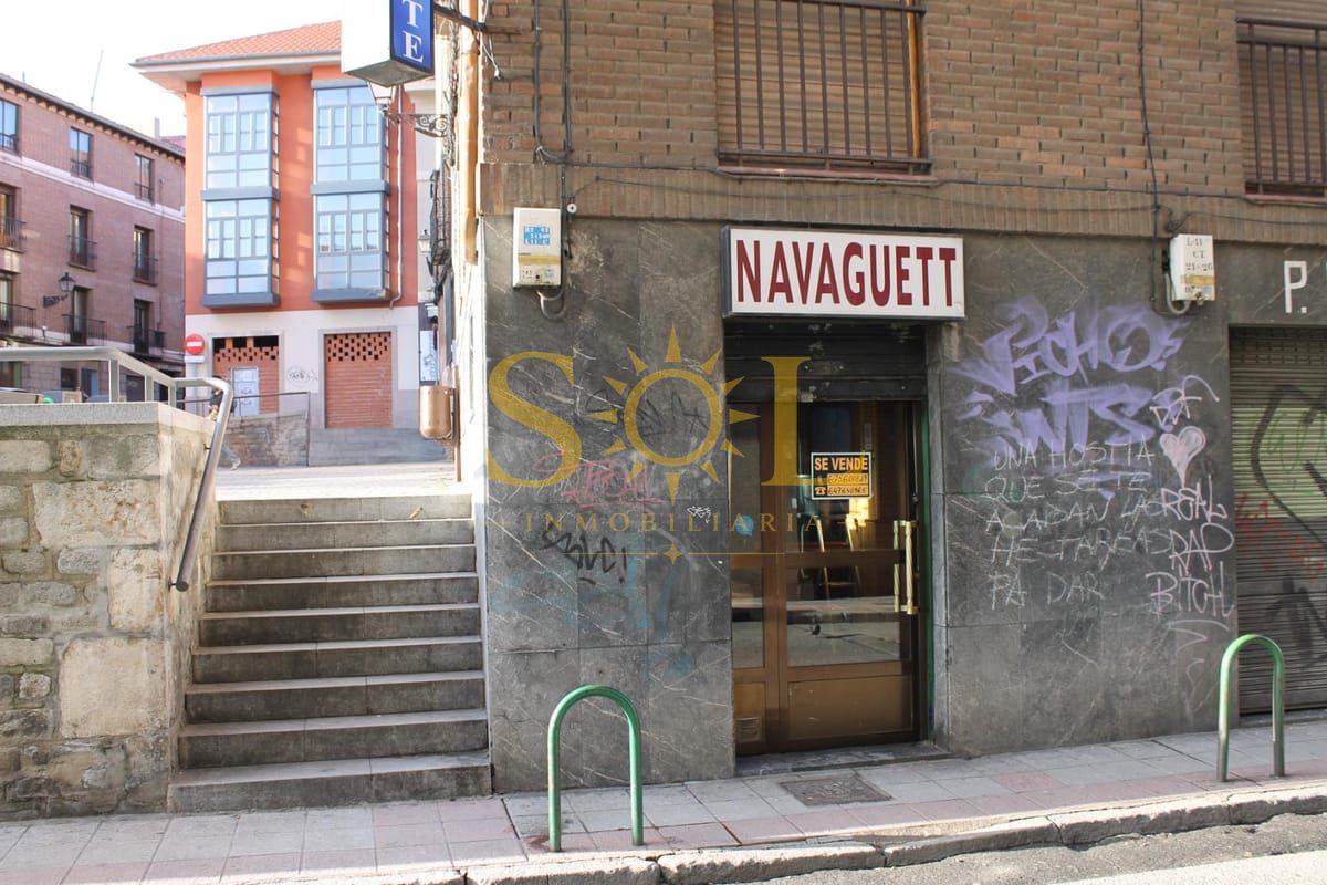 LOCAL PLAZA RIAÑO - CASCO ANTIGUO DE LEON - Foto 28
