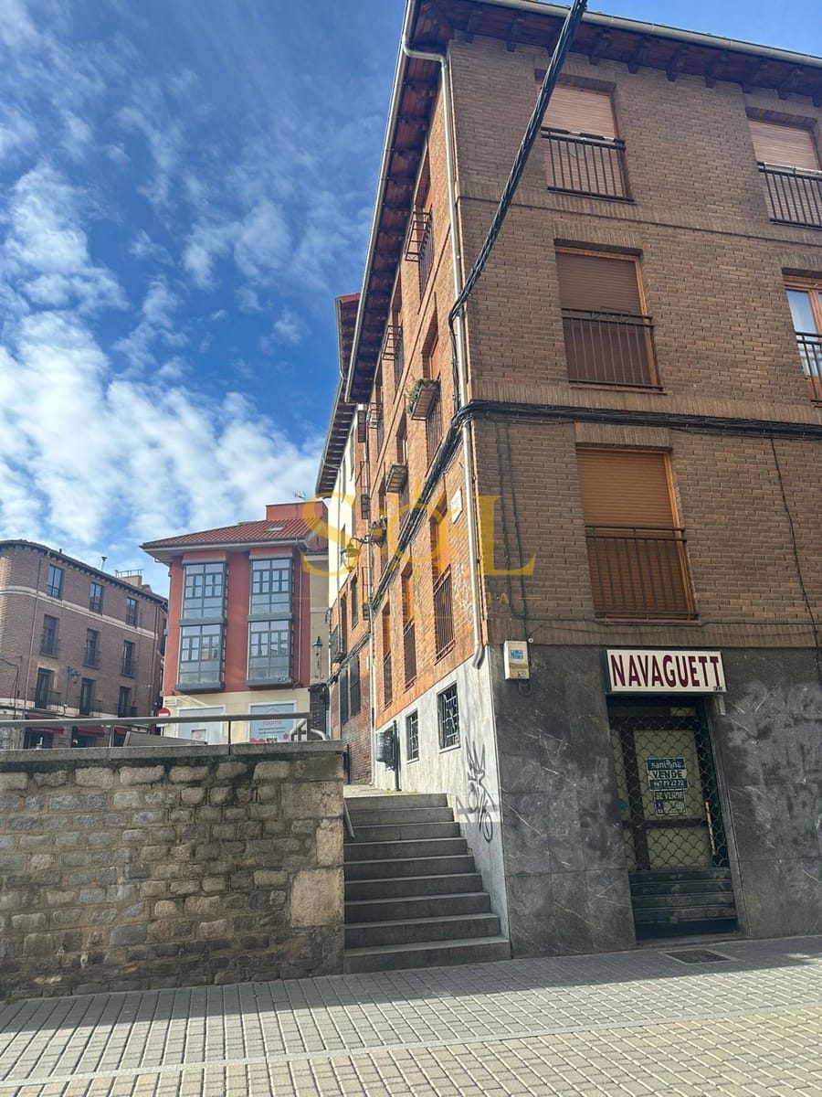 LOCAL PLAZA RIAÑO - CASCO ANTIGUO DE LEON - Foto 6