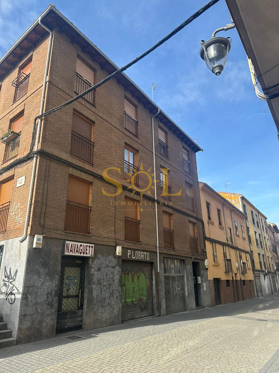 LOCAL PLAZA RIAÑO - CASCO ANTIGUO DE LEON - Foto 8