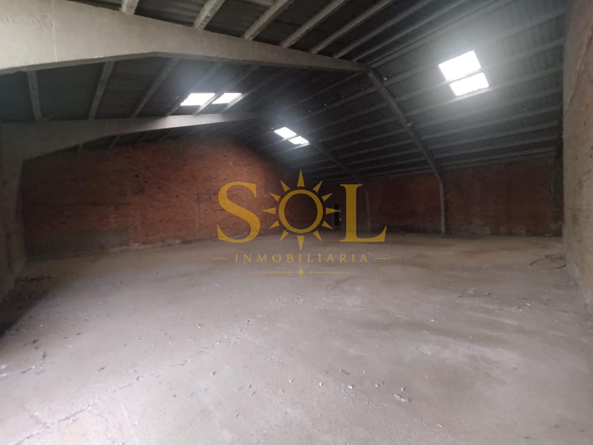 En venta nave en zotes del paramo - Foto 8