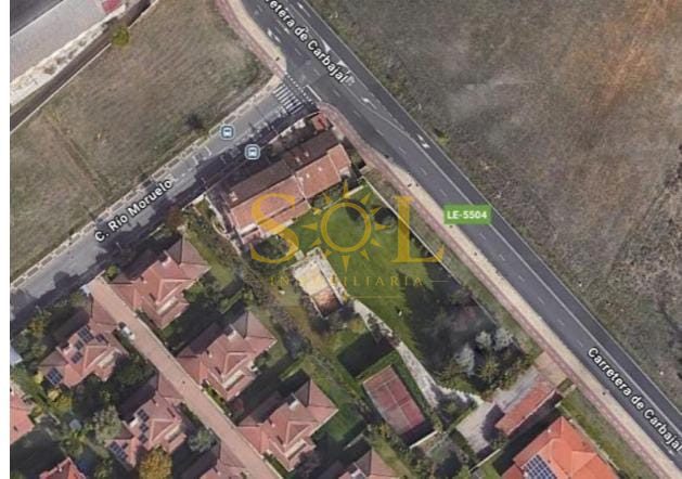 CASA CON SOLAR EN VENTA EN ERAS DE RENUEVA (LEON) - Foto 6