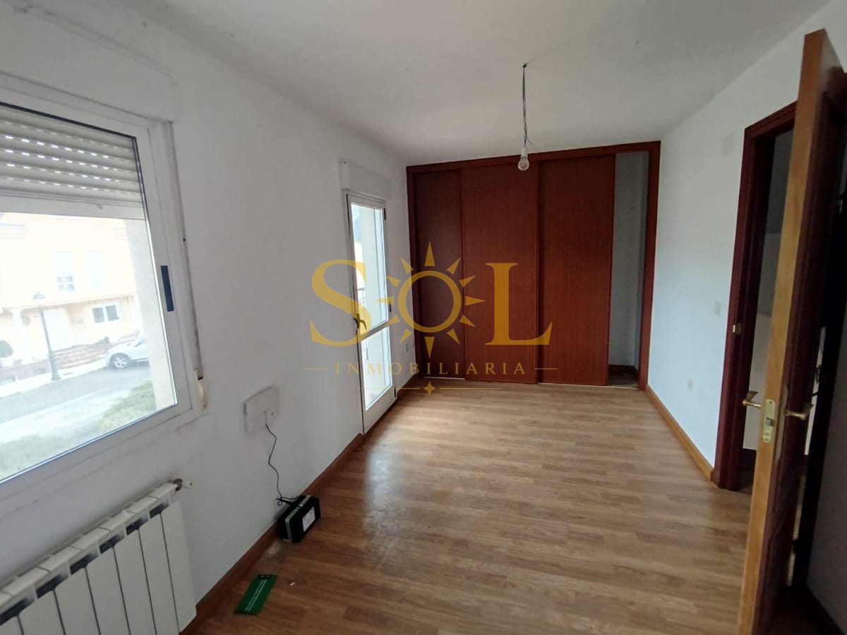 Se vende Chalet en Congosto - Foto 3
