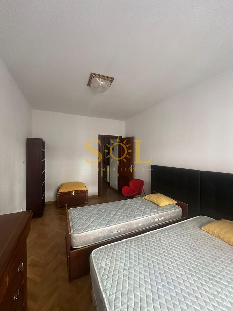 PISO DE 4 HABITACIONES EN ZONA CORTE INGLES DE LEON - Foto 12