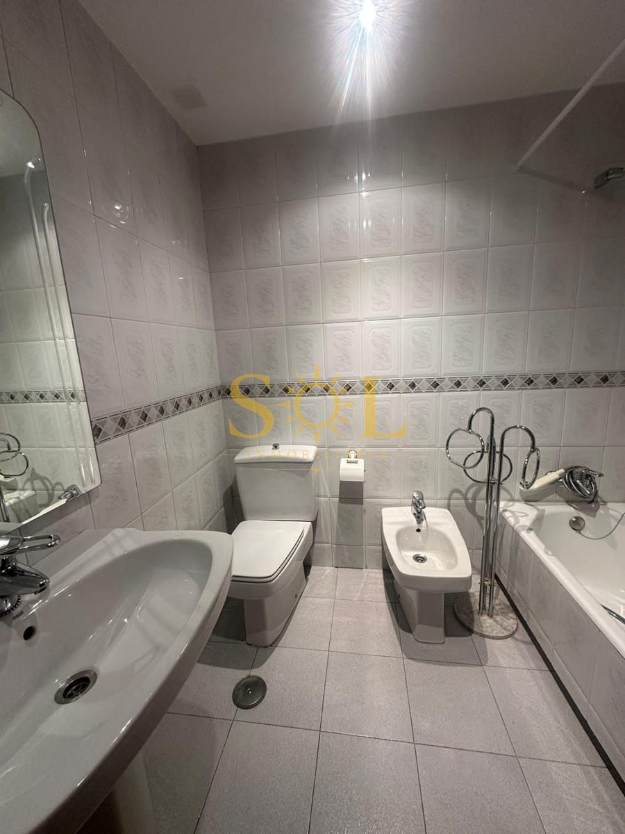 PISO DE 4 HABITACIONES EN ZONA CORTE INGLES DE LEON - Foto 32
