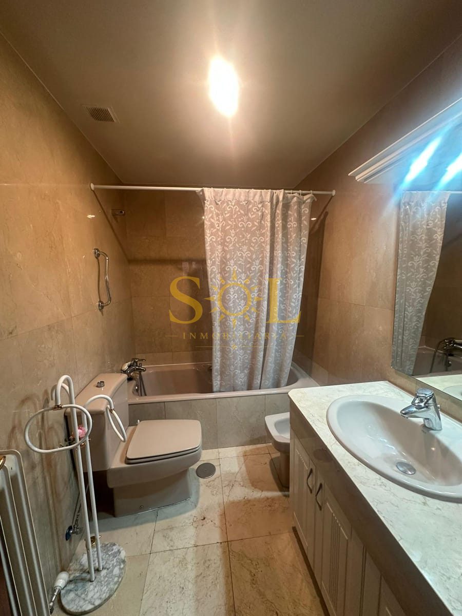 PISO DE 4 HABITACIONES EN ZONA CORTE INGLES DE LEON - Foto 36