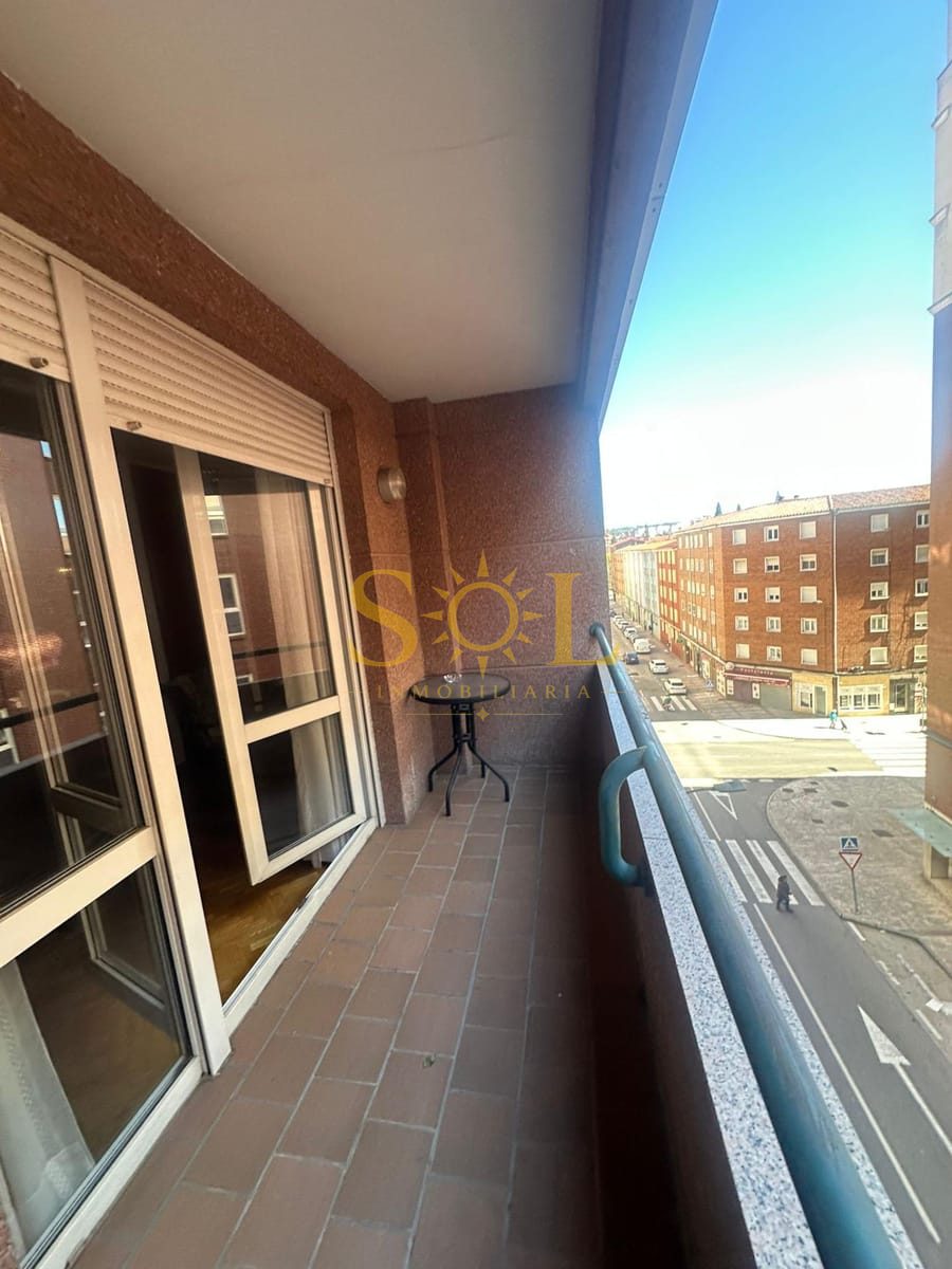 PISO DE 4 HABITACIONES EN ZONA CORTE INGLES DE LEON - Foto 4