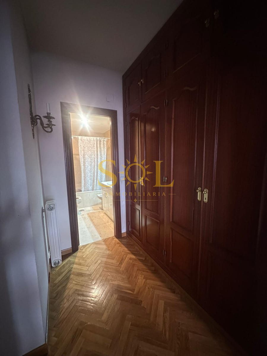 PISO DE 4 HABITACIONES EN ZONA CORTE INGLES DE LEON - Foto 48