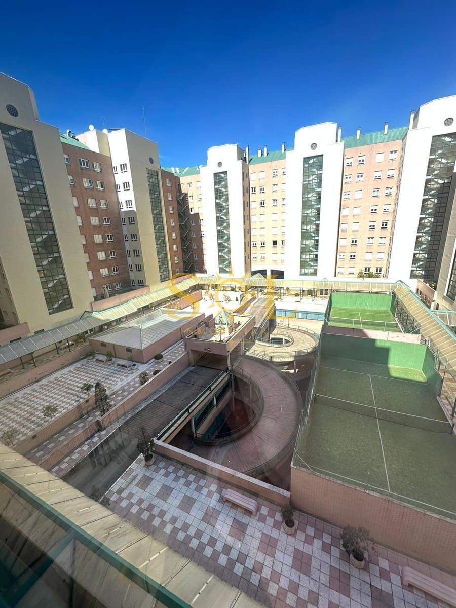 PISO DE 4 HABITACIONES EN ZONA CORTE INGLES DE LEON - Foto 69