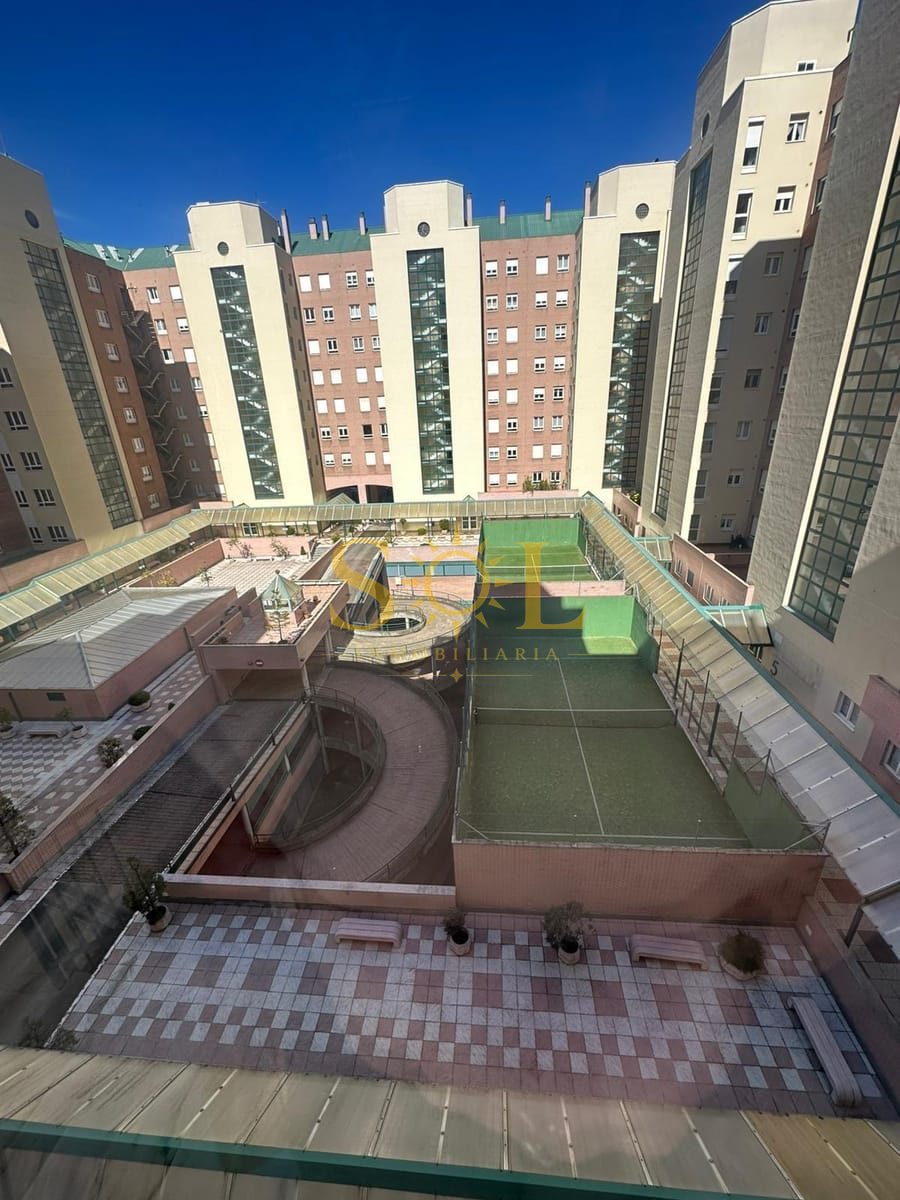 PISO DE 4 HABITACIONES EN ZONA CORTE INGLES DE LEON - Foto 71