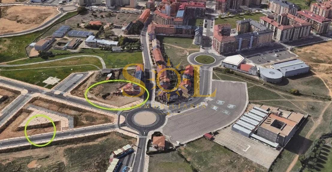 TERRENO PARA 41 VIVIENDAS EN CALLE LA SERNA (LEON) - Foto 9
