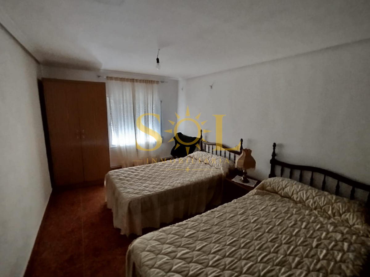 Se vende casa en Valencia de don juan - Foto 13