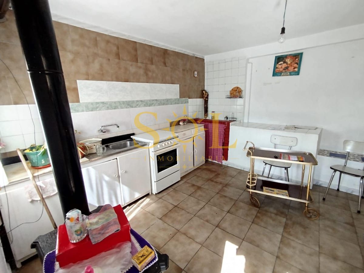 Se vende casa en Valencia de don juan - Foto 3
