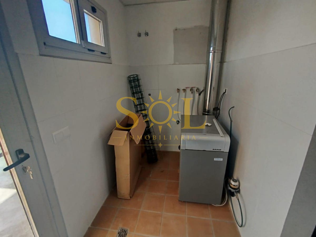 CHALET PAREADO EN CEMBRANOS (LEON) - Foto 12