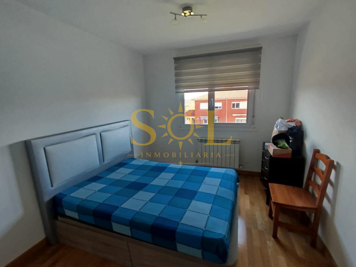 CHALET PAREADO EN CEMBRANOS (LEON) - Foto 4