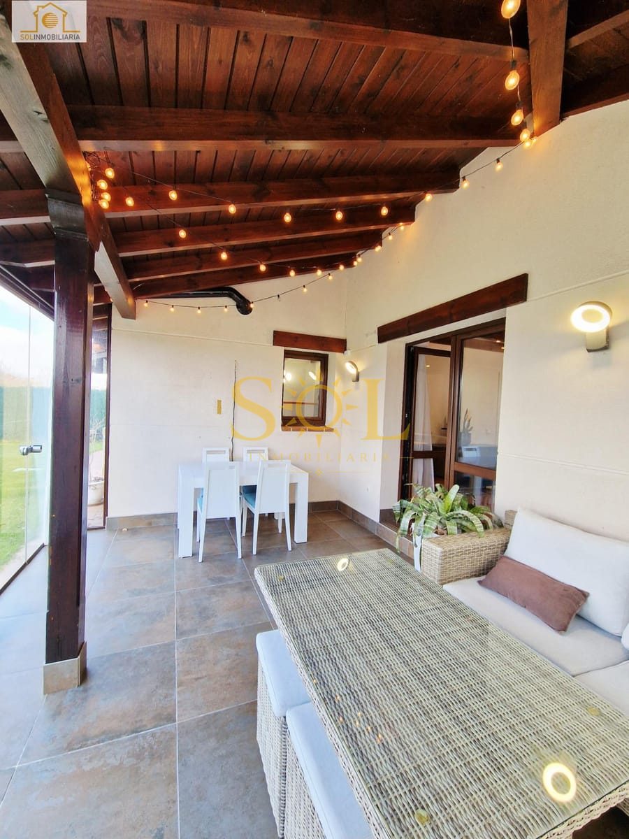 Exclusivo chalet independiente con jardín en Las Paradinas (León) - Foto 13