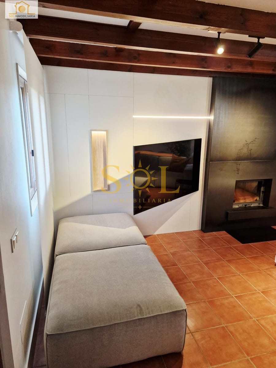 Exclusivo chalet independiente con jardín en Las Paradinas (León) - Foto 17